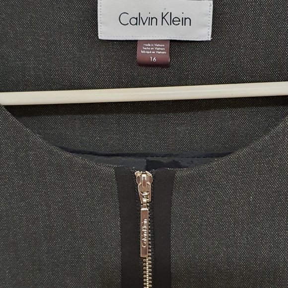 CALVIN KLEIN Zipper Detail Jacket (New NO tag) - Picture 8 of 14